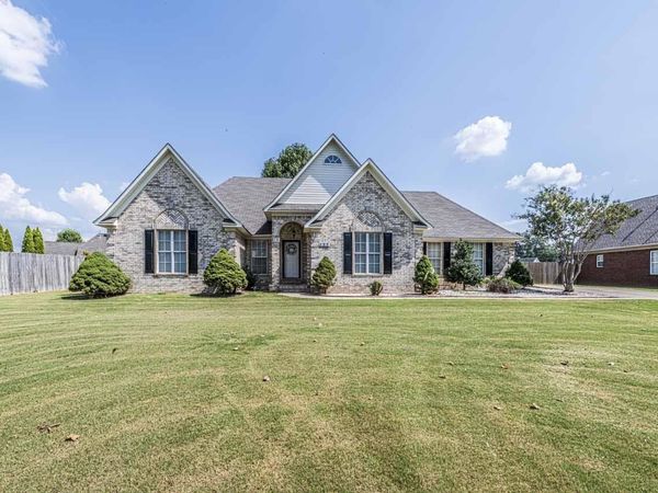 137 BEVERLY DR, Atoka, TN 38004