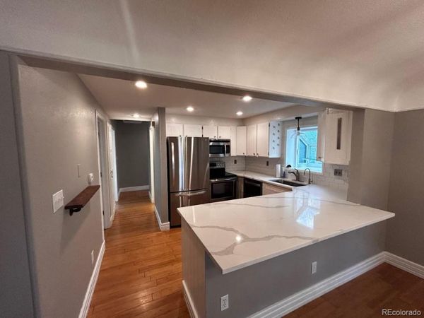 2820 S Acoma Street , Englewood, CO 80110