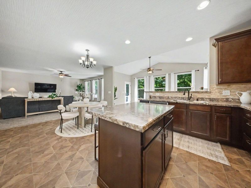 7679 Whitepine Ridge Court, Reynoldsburg, OH 43068 Photo 15