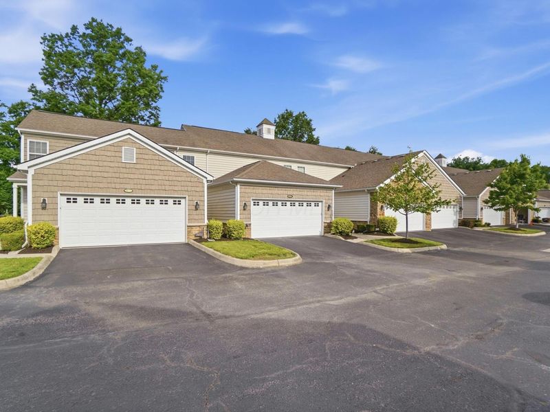 5645 Niagara Reserve Drive, Westerville, OH 43081 Photo 2
