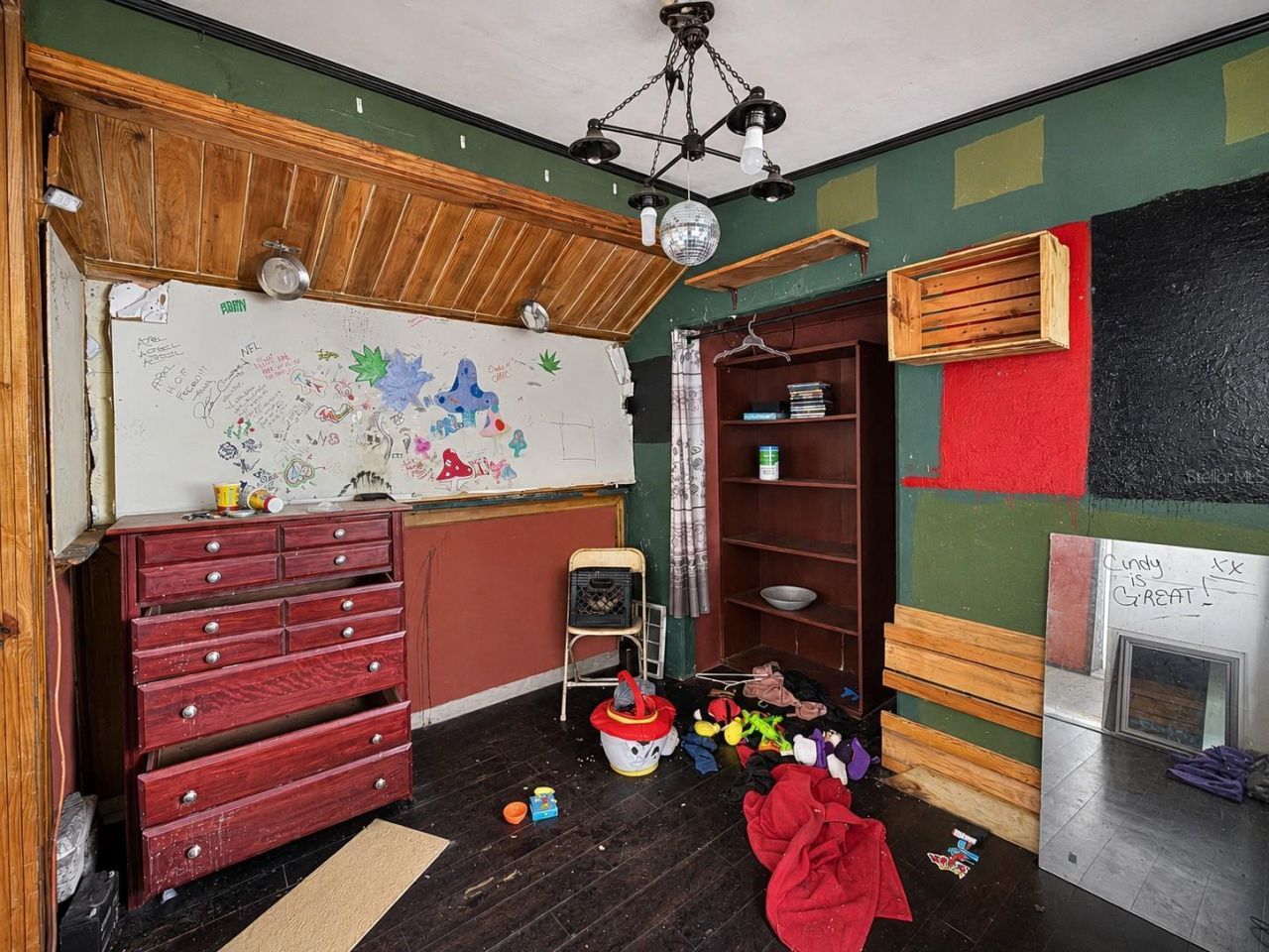 310 62nd Avenue N, Saint Petersburg, FL 33702 Photo