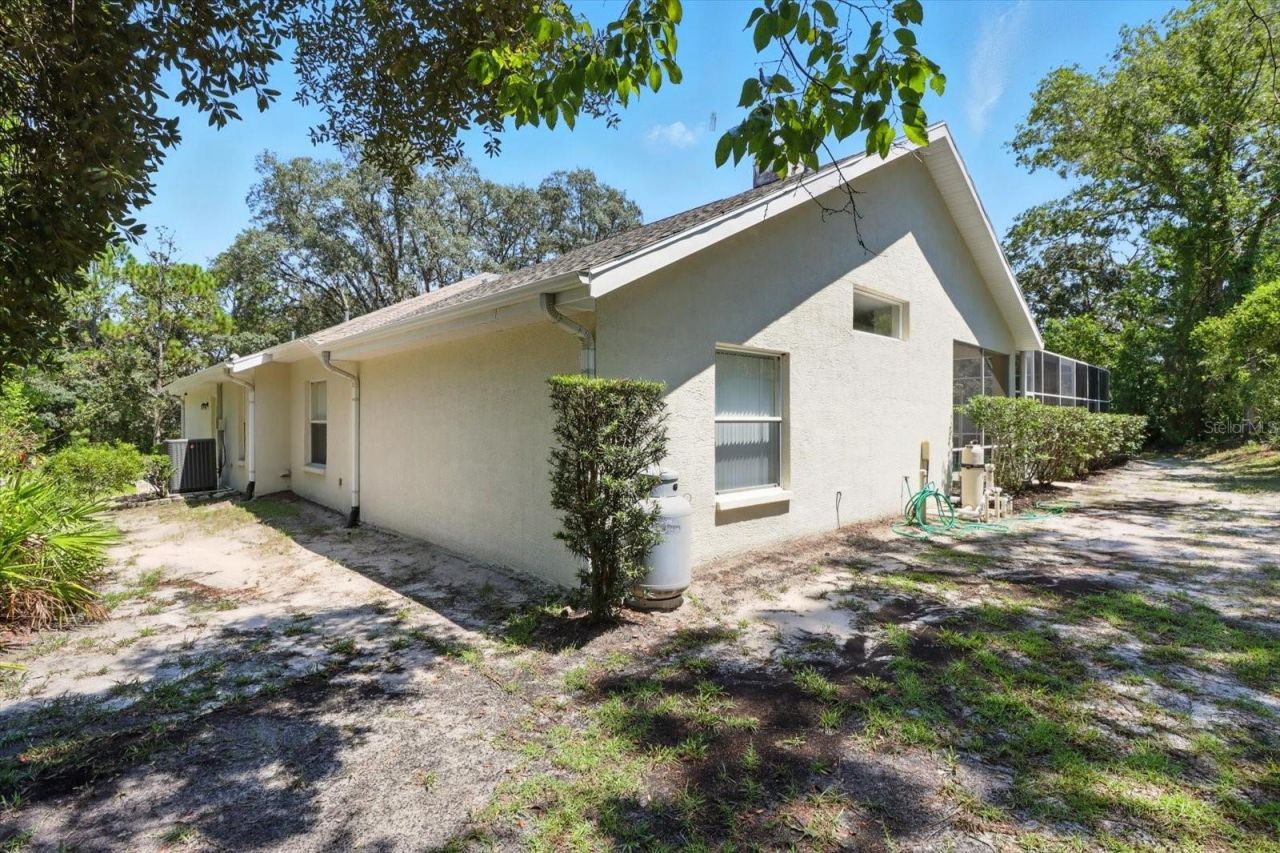 8 Sweetgum Court N, Homosassa, FL 34446 Photo