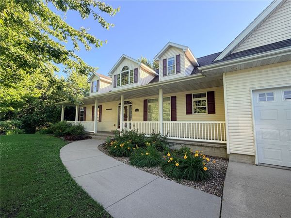 2675 Madison Lane, Urbana, IA 52345