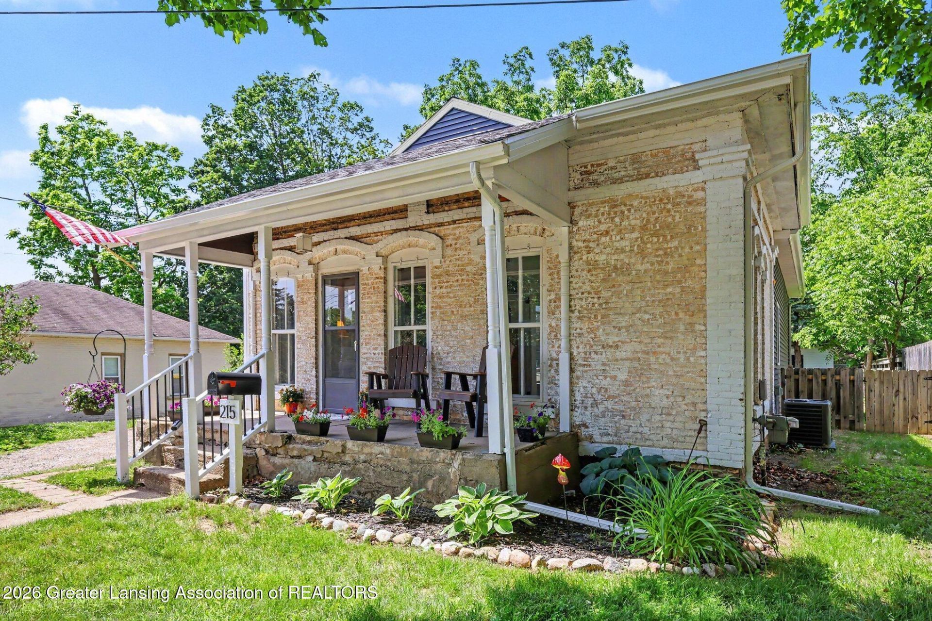 215 Torrey Street, Grand Ledge, MI 48837 Main Photo