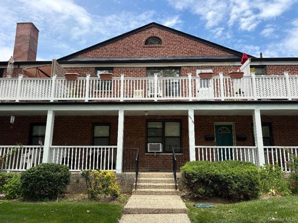 196-69 73 Avenue , Unit 2, Fresh Meadows, NY 11366