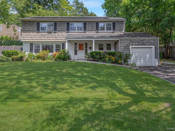 28 Harriet Lane, Huntington, NY 11743