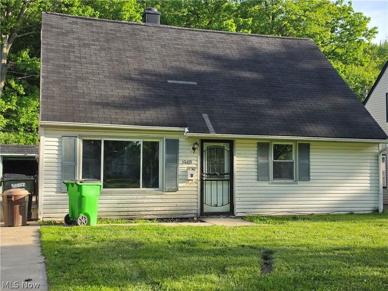 19418 Meadowlark Lane, Warrensville Heights, OH 44128 Photo 2