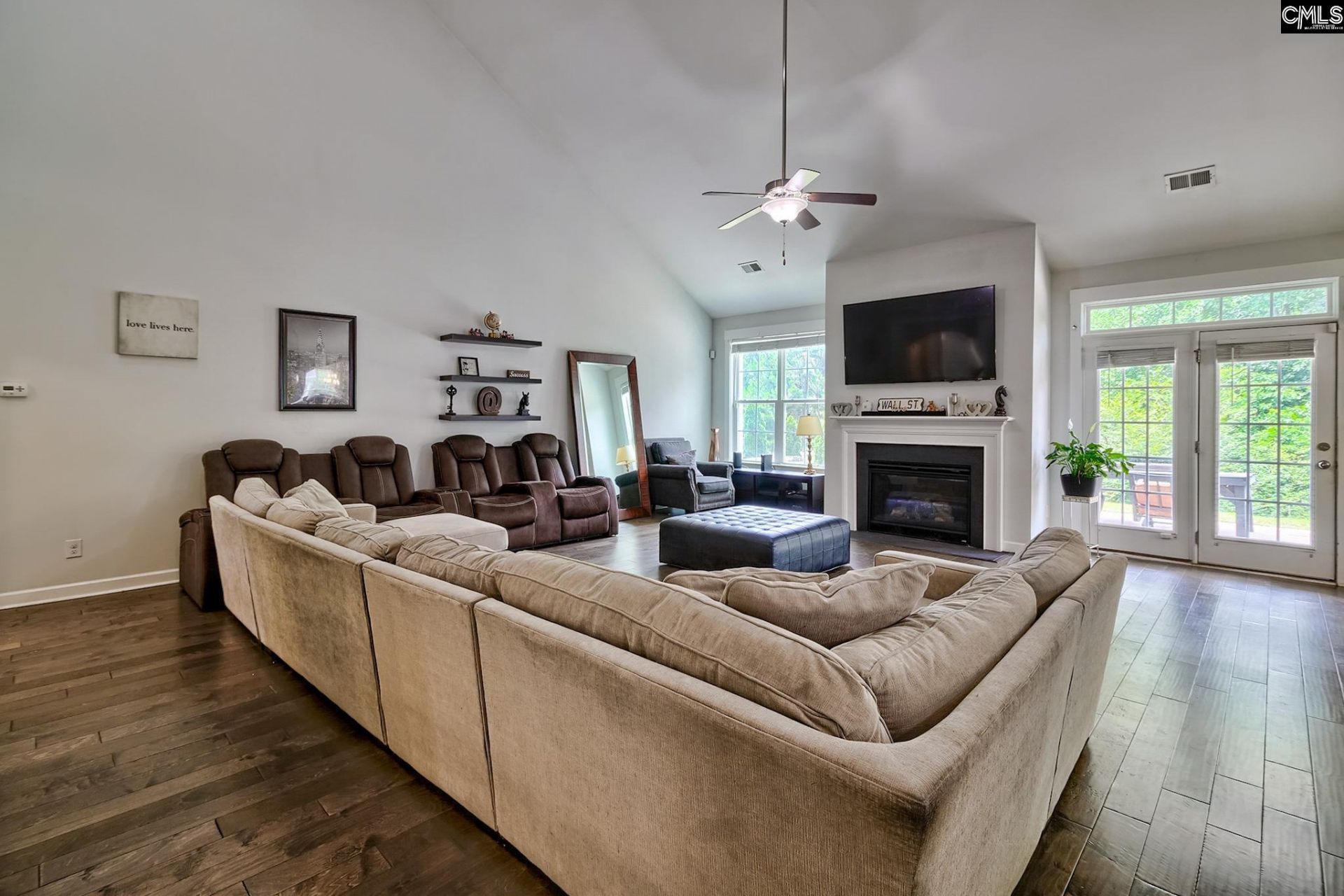 115 Golden Oak Drive  Photo 15
