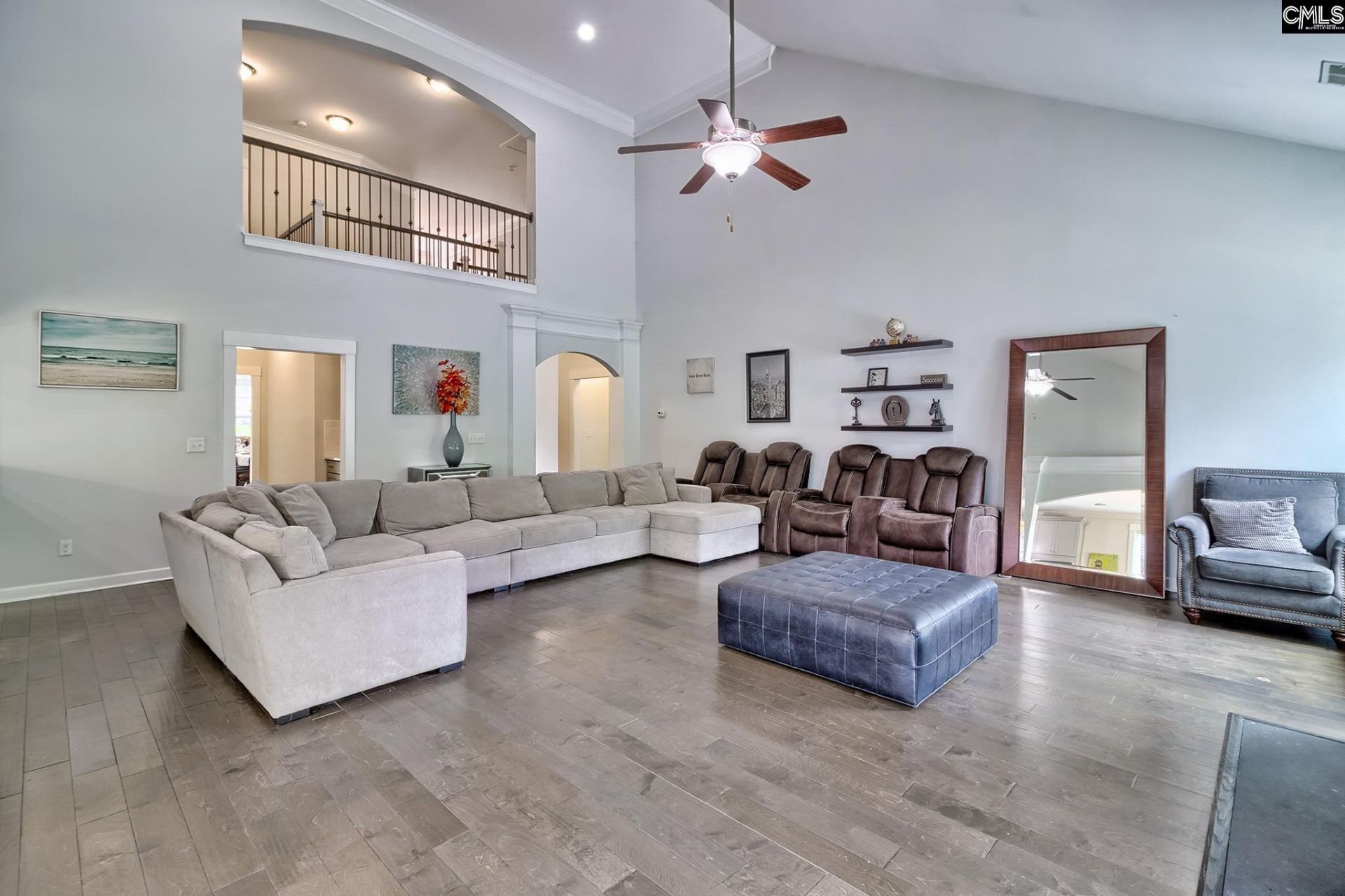 115 Golden Oak Drive  Photo 16