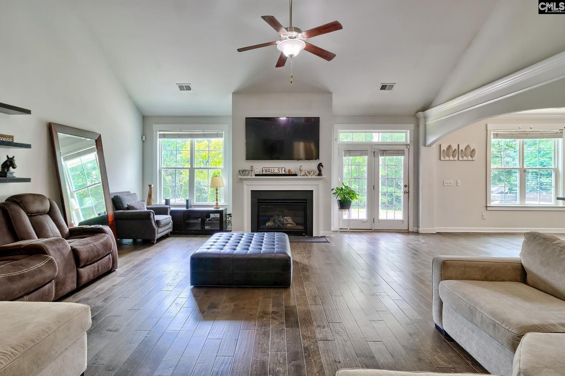 115 Golden Oak Drive  Photo 17
