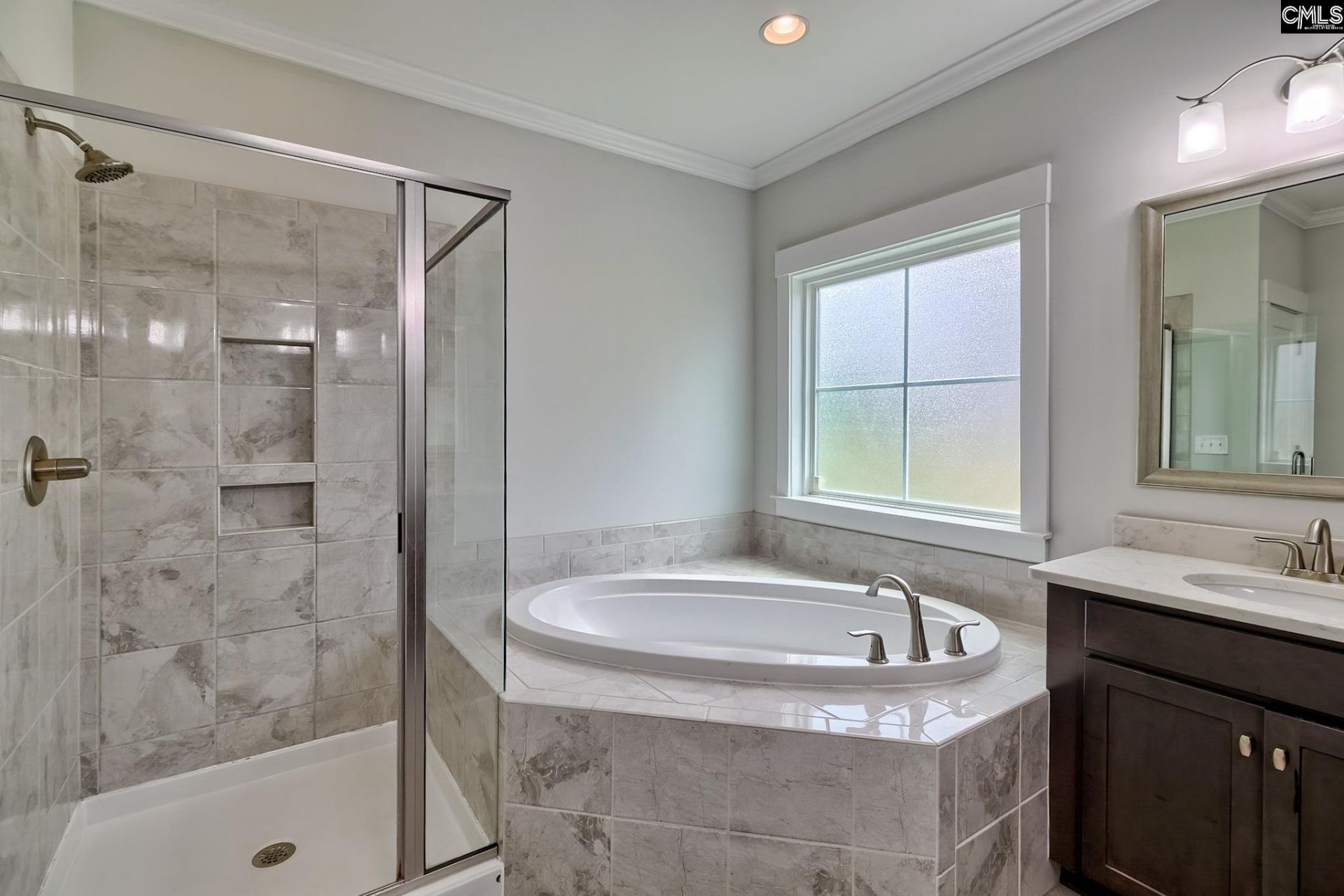 115 Golden Oak Drive  Photo 24