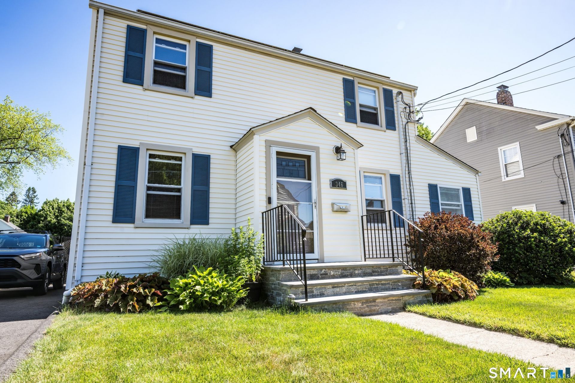 346 Woodstock, Stratford, CT 06614 Main Photo