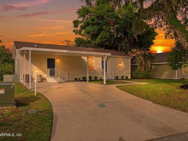148 LAKE MARGO Drive, Satsuma, FL 32189