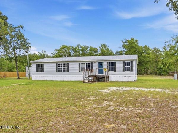 194 KEUKA Road, Interlachen, FL 32148