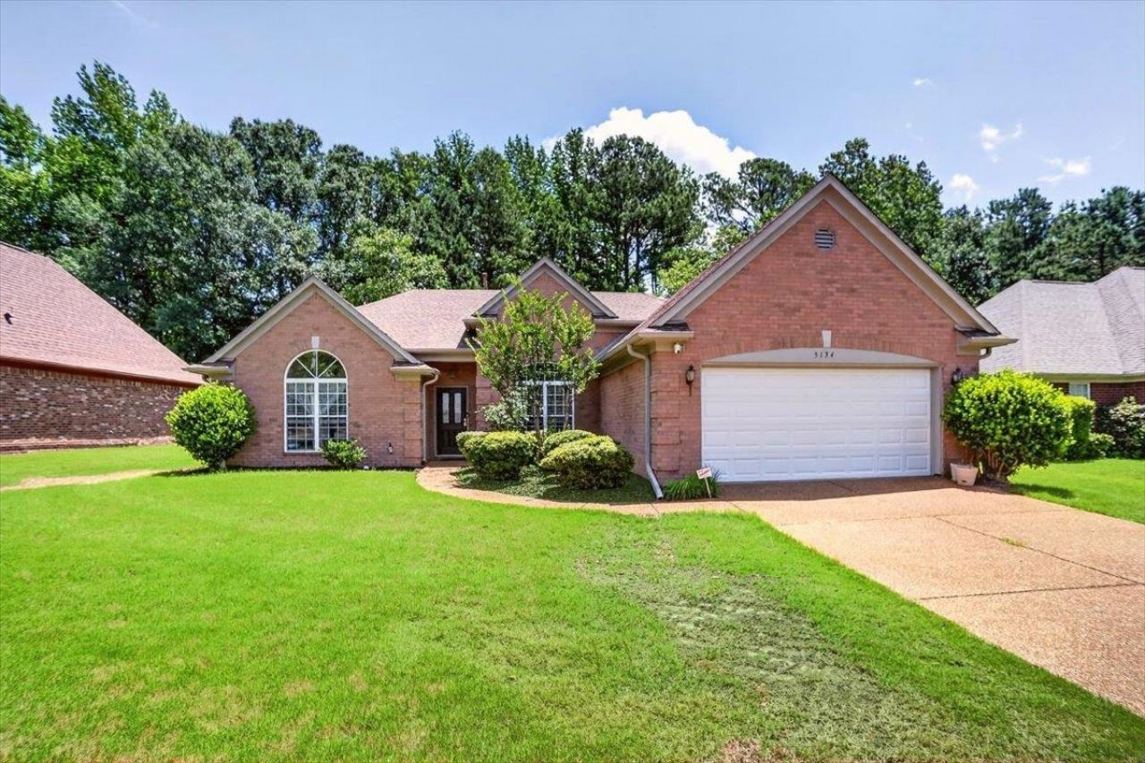 5134 SUMMER MIST CV S Arlington, TN 38002