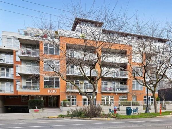 1030 Yates St , Unit #207, Victoria, BC V8V 5A7