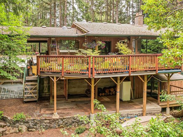 2330 Damascus Rd, Shawnigan Lake, BC V8H 2E7