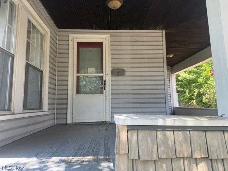 261 E Main Street, Saint Clairsville, OH 43950 Photo 3