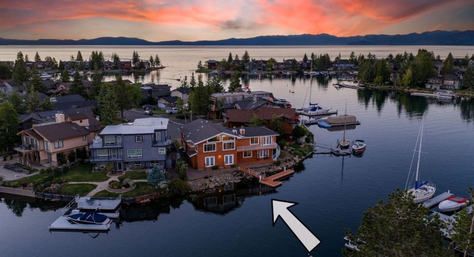 2067 Aloha Drive, South Lake Tahoe, CA 96150 Photo