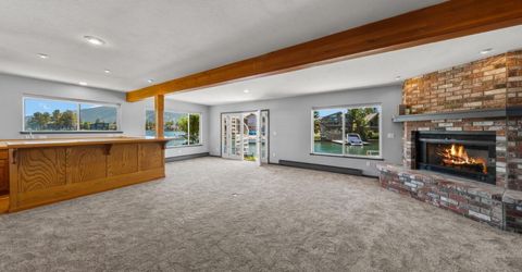 2067 Aloha Drive, South Lake Tahoe, CA 96150 Photo