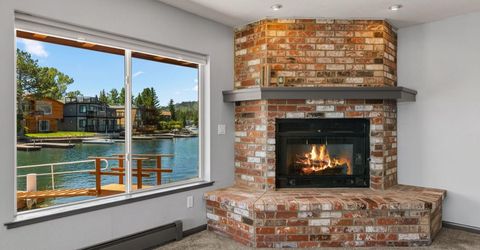 2067 Aloha Drive, South Lake Tahoe, CA 96150 Photo