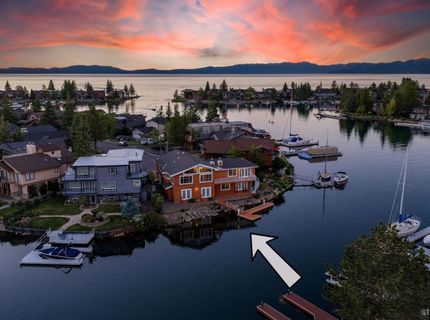 2067 Aloha Drive, South Lake Tahoe, CA 96150 Photo