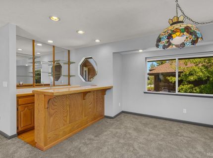 2067 Aloha Drive, South Lake Tahoe, CA 96150 Photo