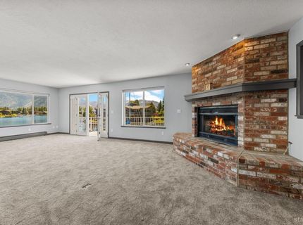 2067 Aloha Drive, South Lake Tahoe, CA 96150 Photo