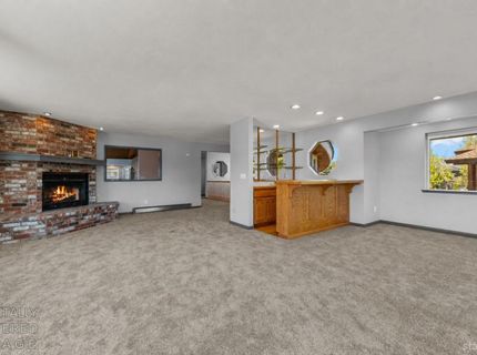 2067 Aloha Drive, South Lake Tahoe, CA 96150 Photo