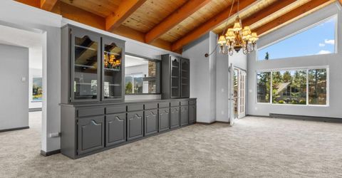 2067 Aloha Drive, South Lake Tahoe, CA 96150 Photo