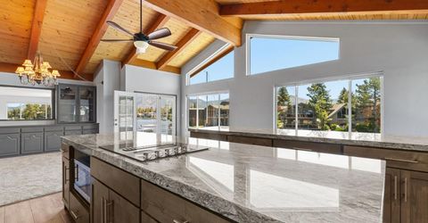 2067 Aloha Drive, South Lake Tahoe, CA 96150 Photo