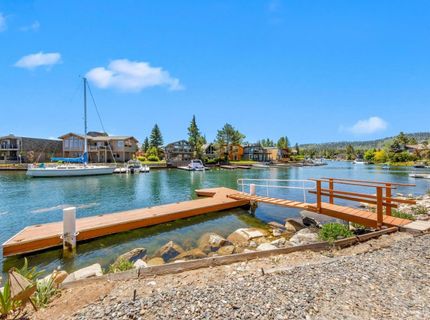 2067 Aloha Drive, South Lake Tahoe, CA 96150 Photo