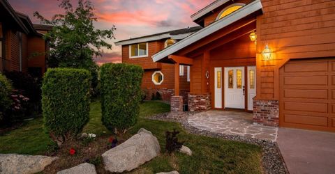2067 Aloha Drive, South Lake Tahoe, CA 96150 Photo