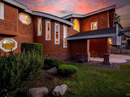 2067 Aloha Drive, South Lake Tahoe, CA 96150 Photo
