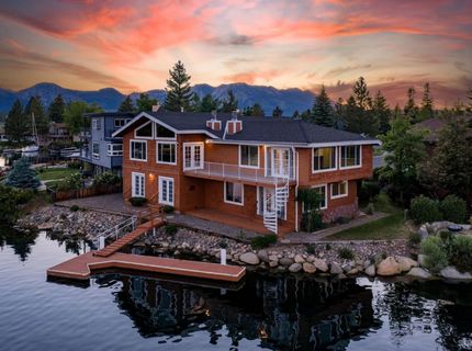 2067 Aloha Drive, South Lake Tahoe, CA 96150 Photo