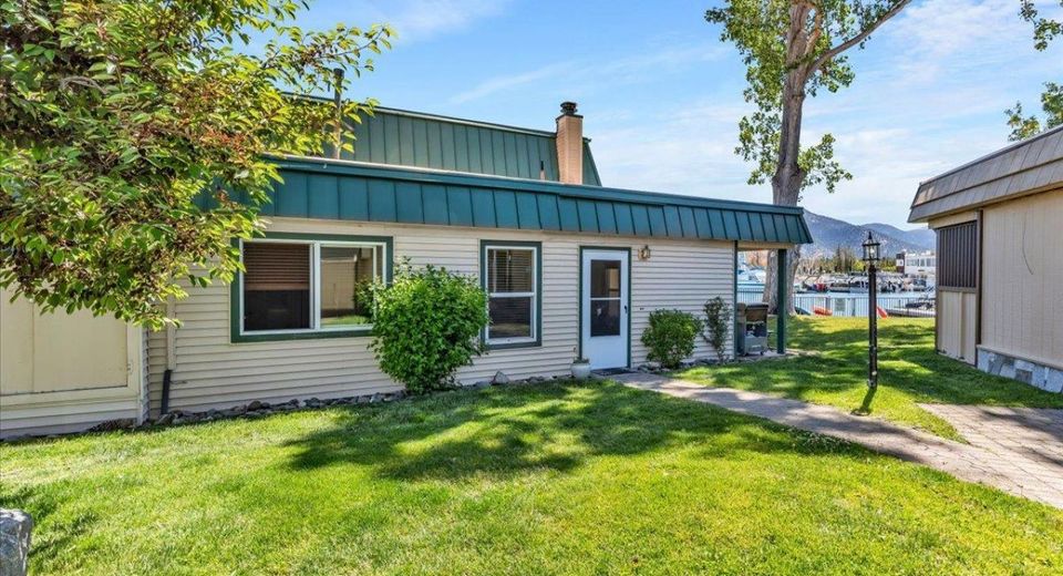 439 Ala Wai Boulevard, Unit 111, South Lake Tahoe, CA 96150 Photo
