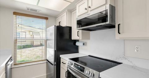 439 Ala Wai Boulevard, Unit 111, South Lake Tahoe, CA 96150 Photo