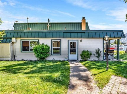 439 Ala Wai Boulevard, Unit 111, South Lake Tahoe, CA 96150 Photo