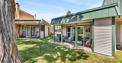 439 Ala Wai Boulevard, Unit 111, South Lake Tahoe, CA 96150 Photo