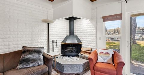 439 Ala Wai Boulevard, Unit 111, South Lake Tahoe, CA 96150 Photo