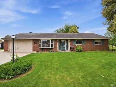 406 W Herr Street, Englewood, OH 45322