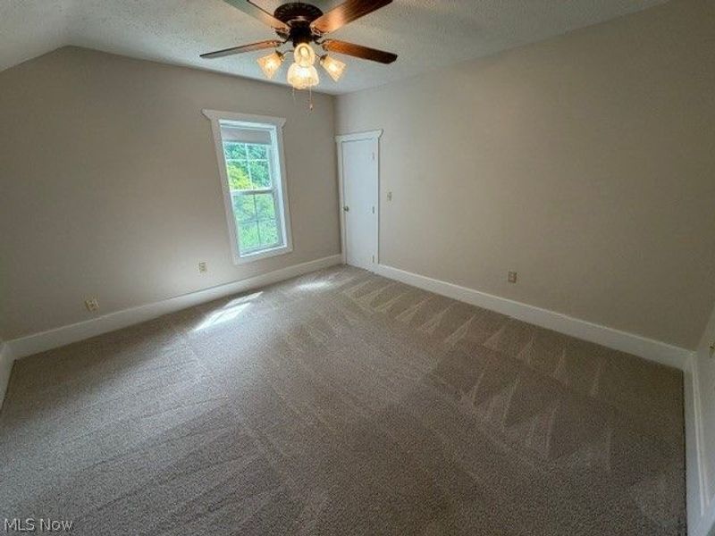 413 W Main Street, South Amherst, OH 44001 Photo 12