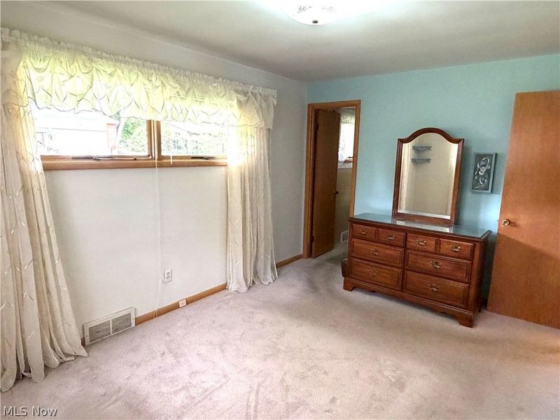 330 Weber Avenue NE, North Canton, OH 44720 Photo 16