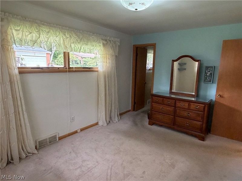 330 Weber Avenue NE, North Canton, OH 44720 Photo 18