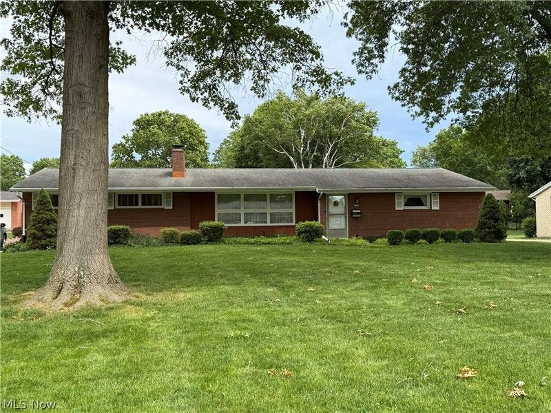 330 Weber Avenue NE, North Canton, OH 44720 Photo 2
