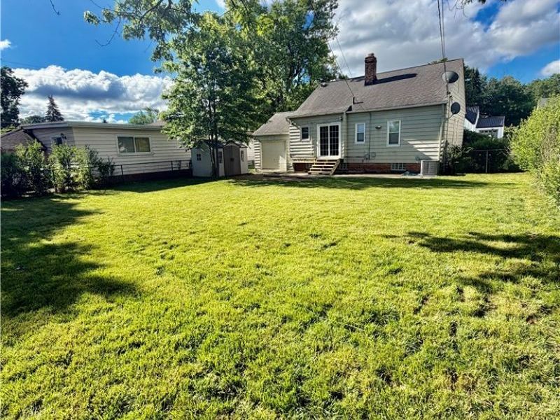 10810 Windham Road, Parma, OH 44130 Photo 13