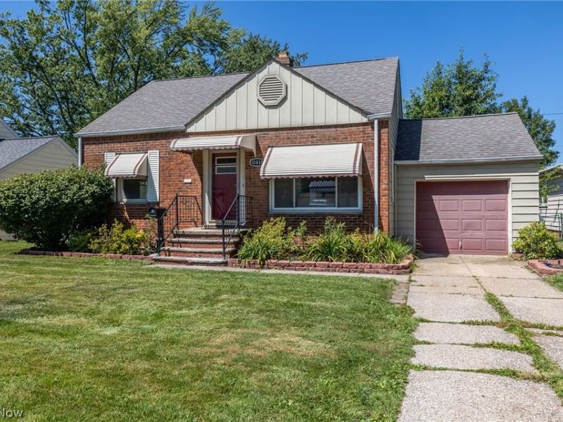 10810 Windham Road, Parma, OH 44130 Photo 2