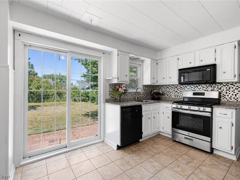 10810 Windham Road, Parma, OH 44130 Photo 9