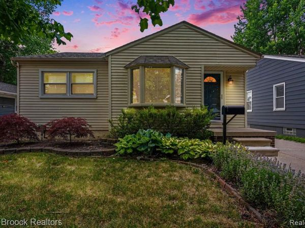 1908 Guthrie Avenue, Royal Oak, MI 48067