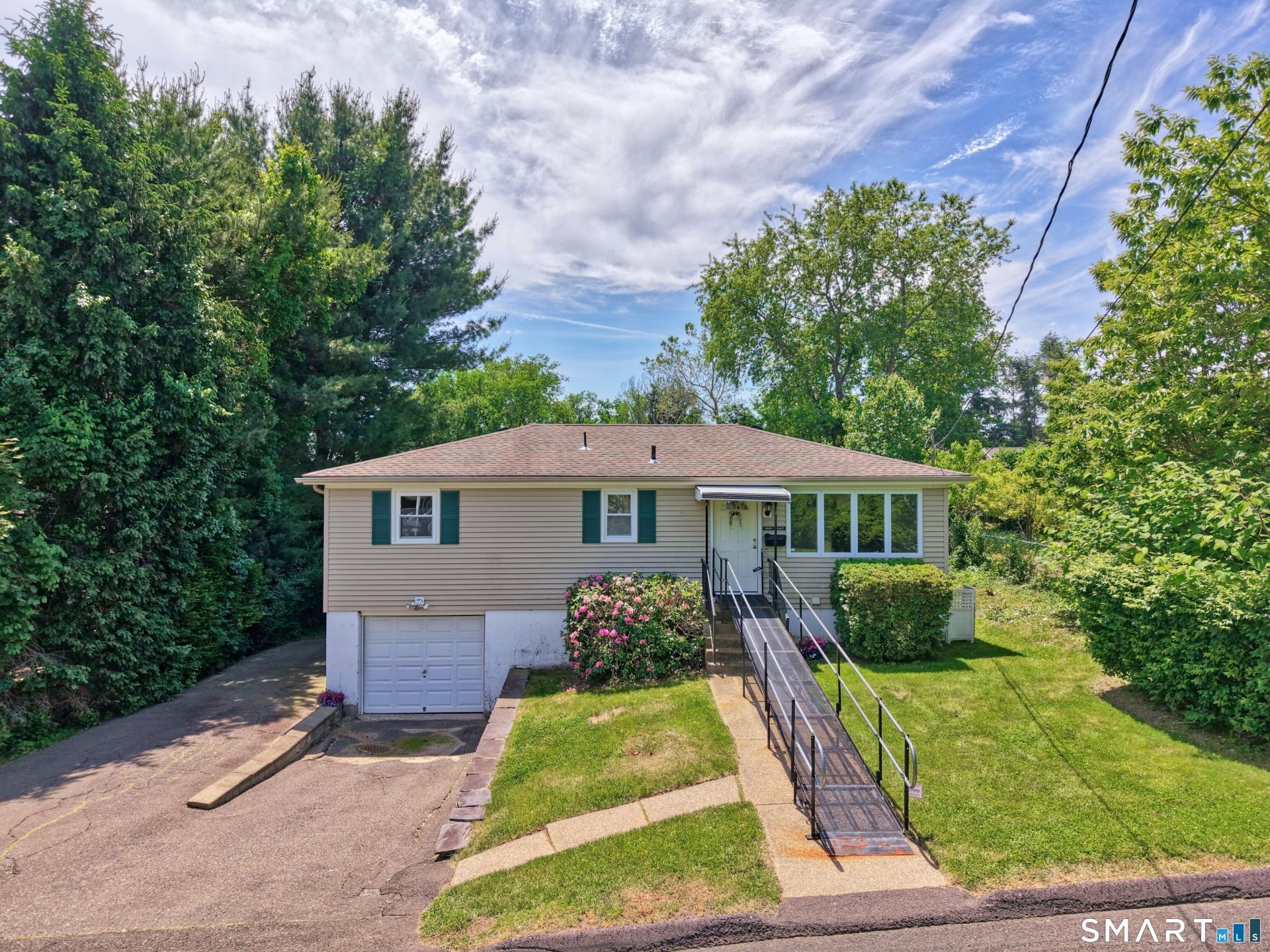 28 Vittorio, Watertown, CT 06779 Main Photo